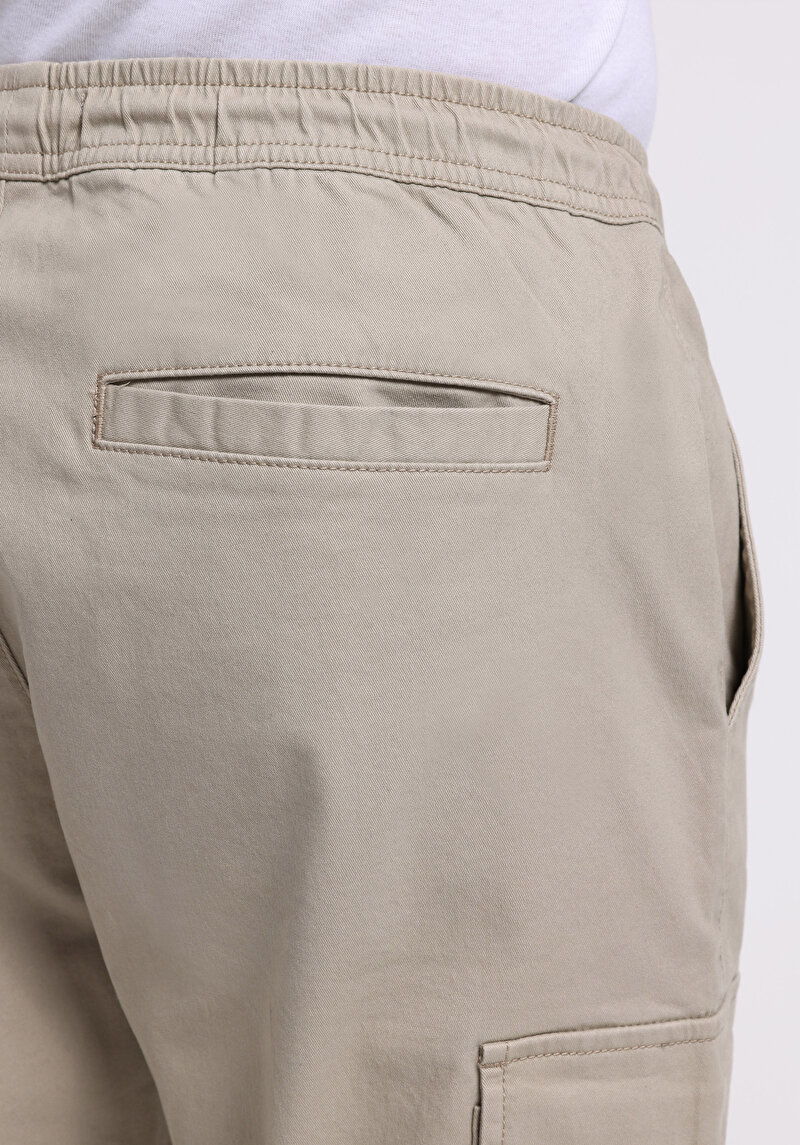 Afișați detalii pentru Pantaloni De Barbati Bej Cargo Fit  Cl1075639