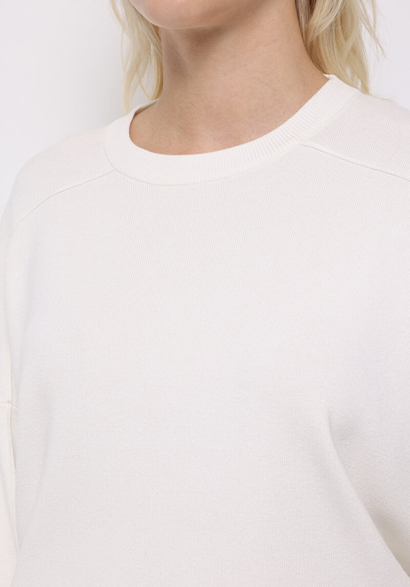 Imagine a Pulover De Dama Alb Relaxed Fit Cl1075626