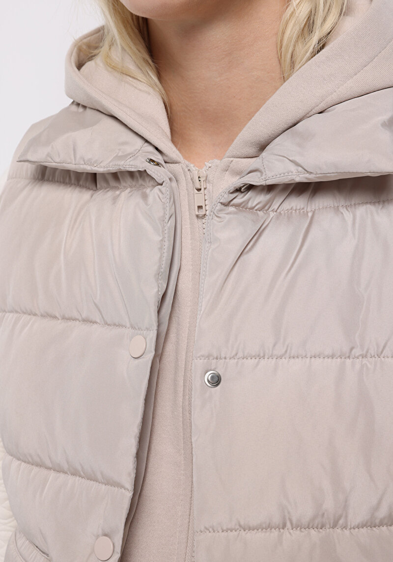 Afișați detalii pentru Vesta De Dama Ecru Regular Fit  Cl1075669