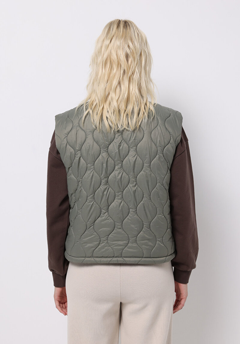 Imagine a Vesta De Dama Verde Regular Fit Cl1075670