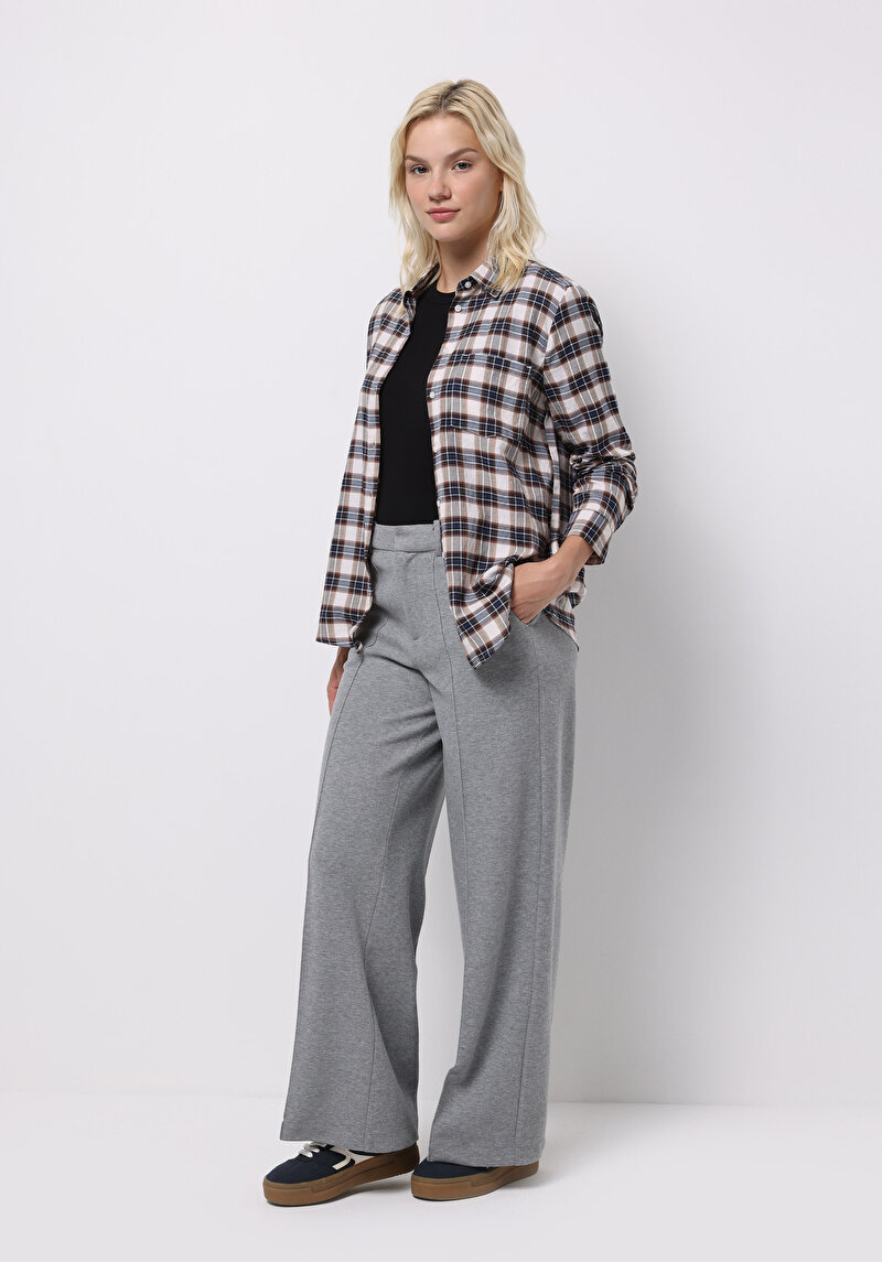 Afișați detalii pentru Pantaloni De Trening De Dama Gri Regular Fit  Cl1076474