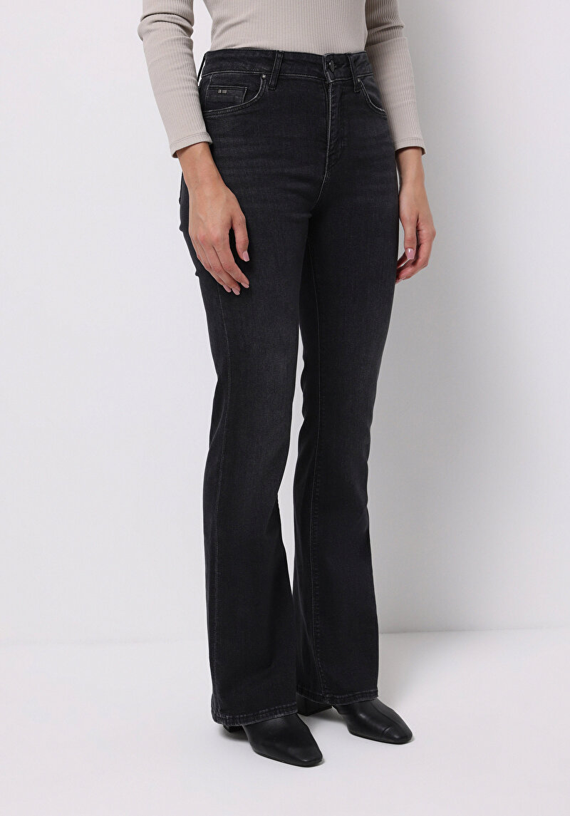 Afișați detalii pentru Pantaloni De Dama Negru Regular Fit 791 Monica Cl1075959