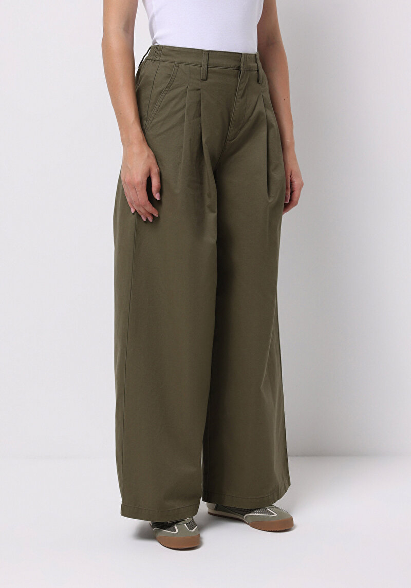 Imagine a Pantaloni De Dama Kaki Regular Fit Cl1077045