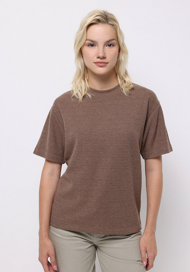 Imagine a Pulover Cu Mâneci Scurte De Dama Maro Regular Fit Cl1077171