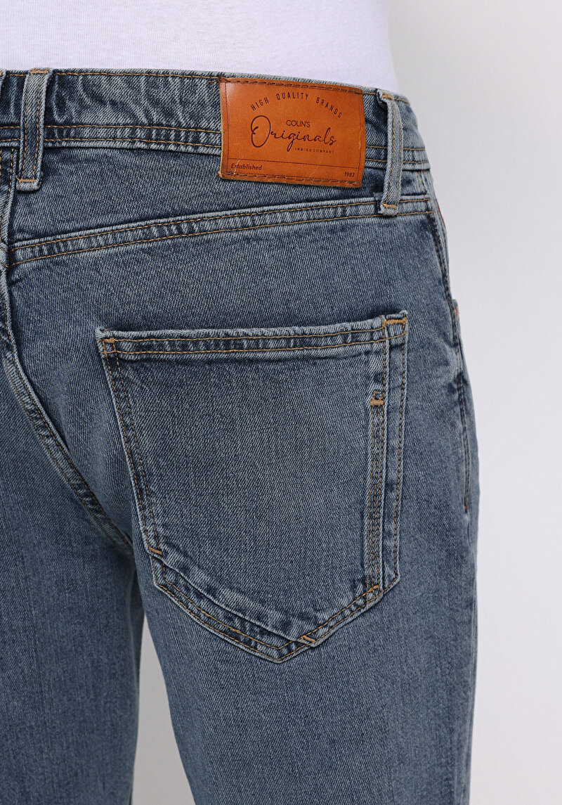 Afișați detalii pentru Pantaloni De Barbati Albastru Straight Fit 044 Karl Cl1075999