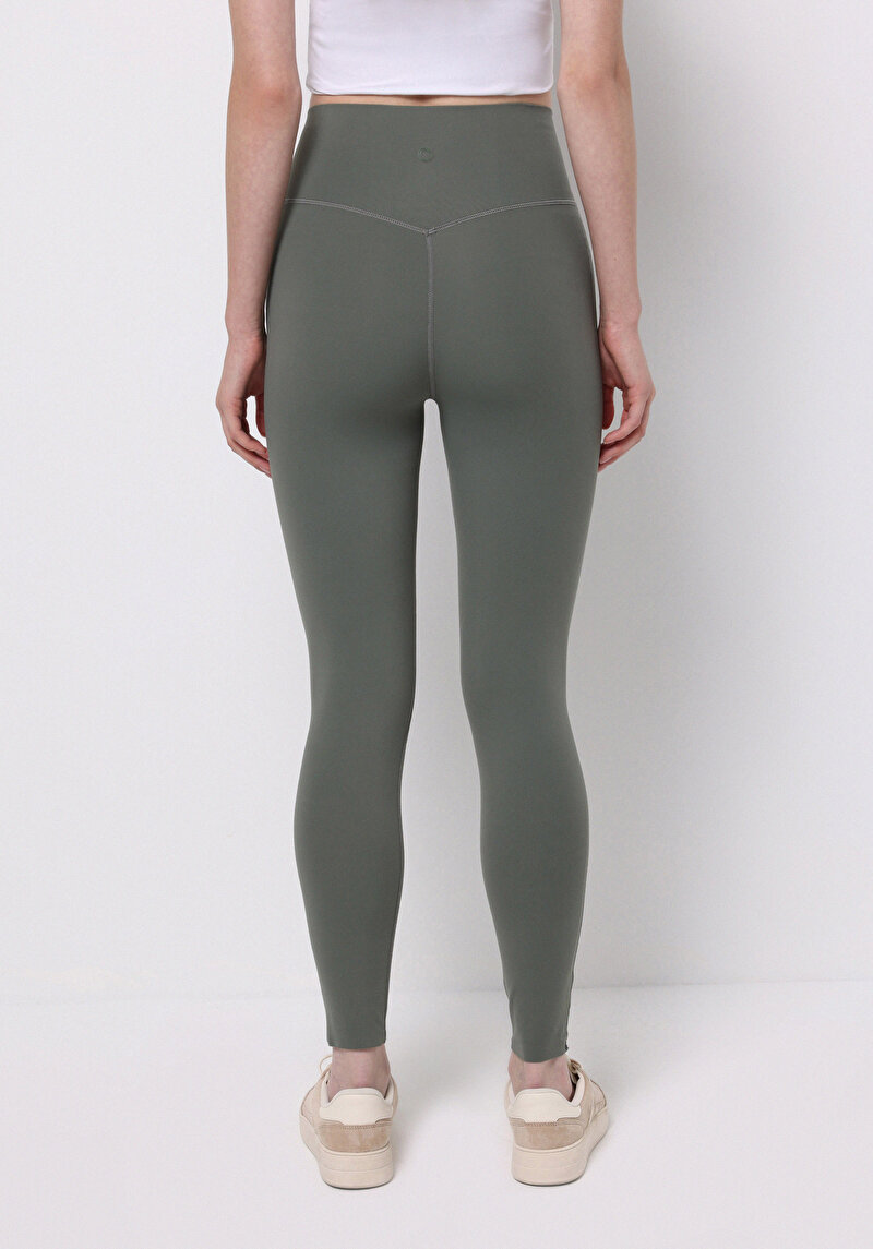 Imagine a Pantaloni De Dama Verde Slim Fit Cl1075485