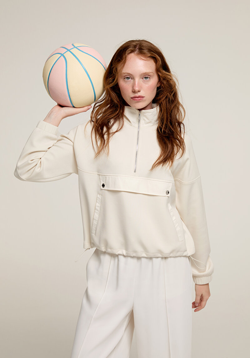 Imagine a Hanorac / Bluza De Dama Ecru Regular Fit  Cl1075635