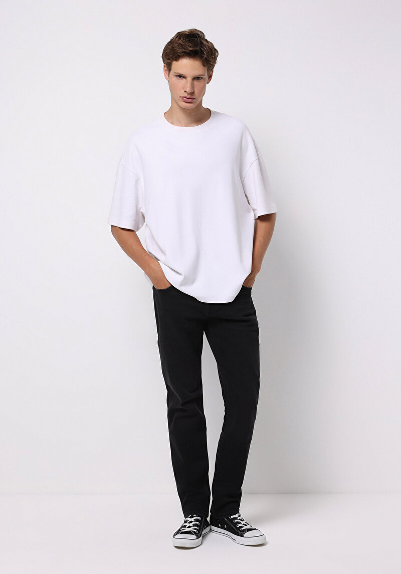 Imagine a Pantaloni De Barbati Denim Straight Fit 044 Karl Cl1076807