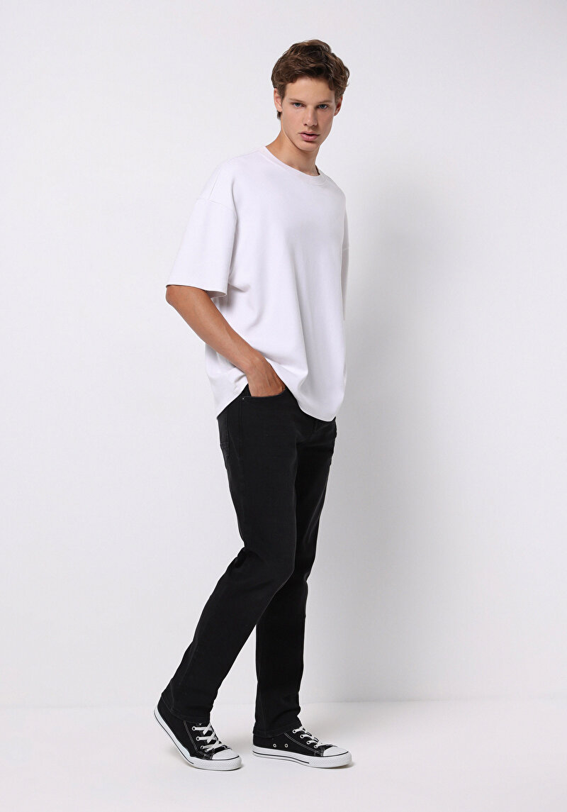 Imagine a Pantaloni De Barbati Denim Straight Fit 044 Karl Cl1076807