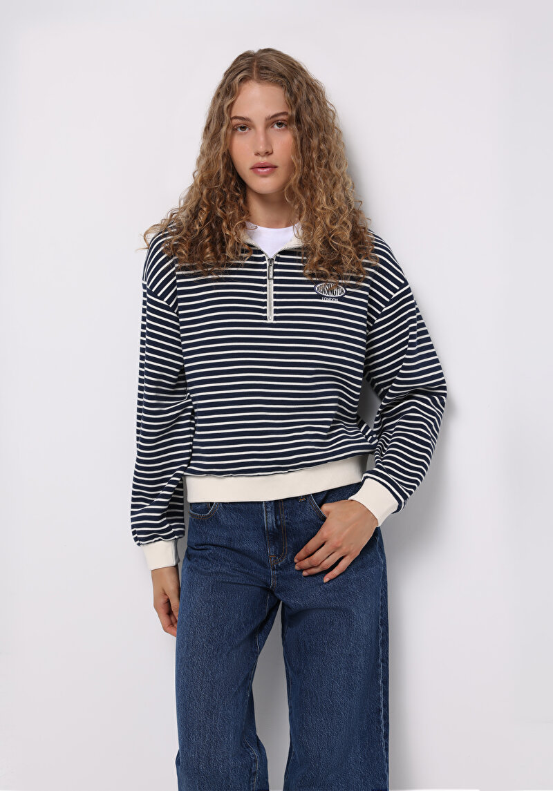 Imagine a Hanorac / Bluza De Dama Albastru Marin Regular Fit  Cl1076439