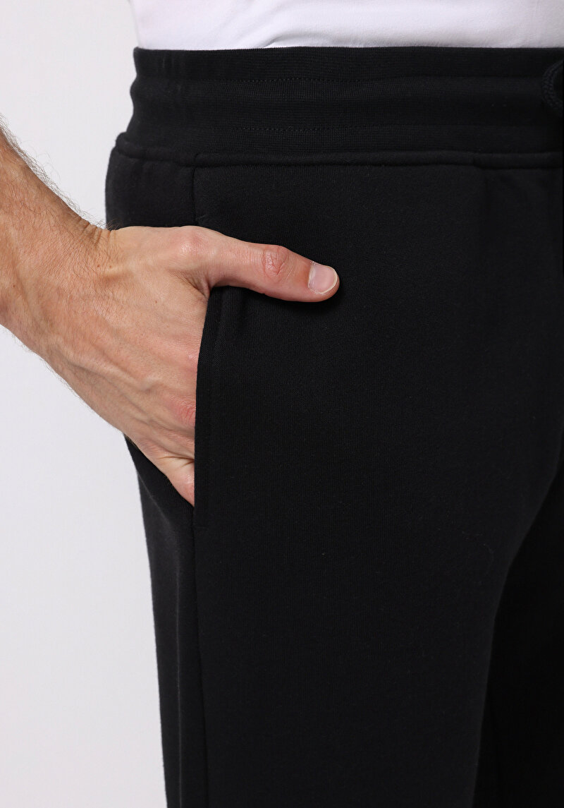 Afișați detalii pentru Pantaloni De Trening De Barbati Negru Slim Fit  Cl1077099