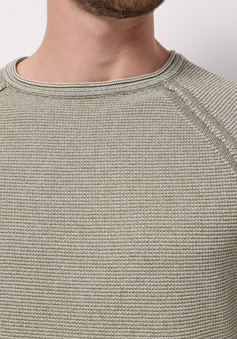 Imagine a Pulover De Barbati Verde Regular Fit Cl1076862