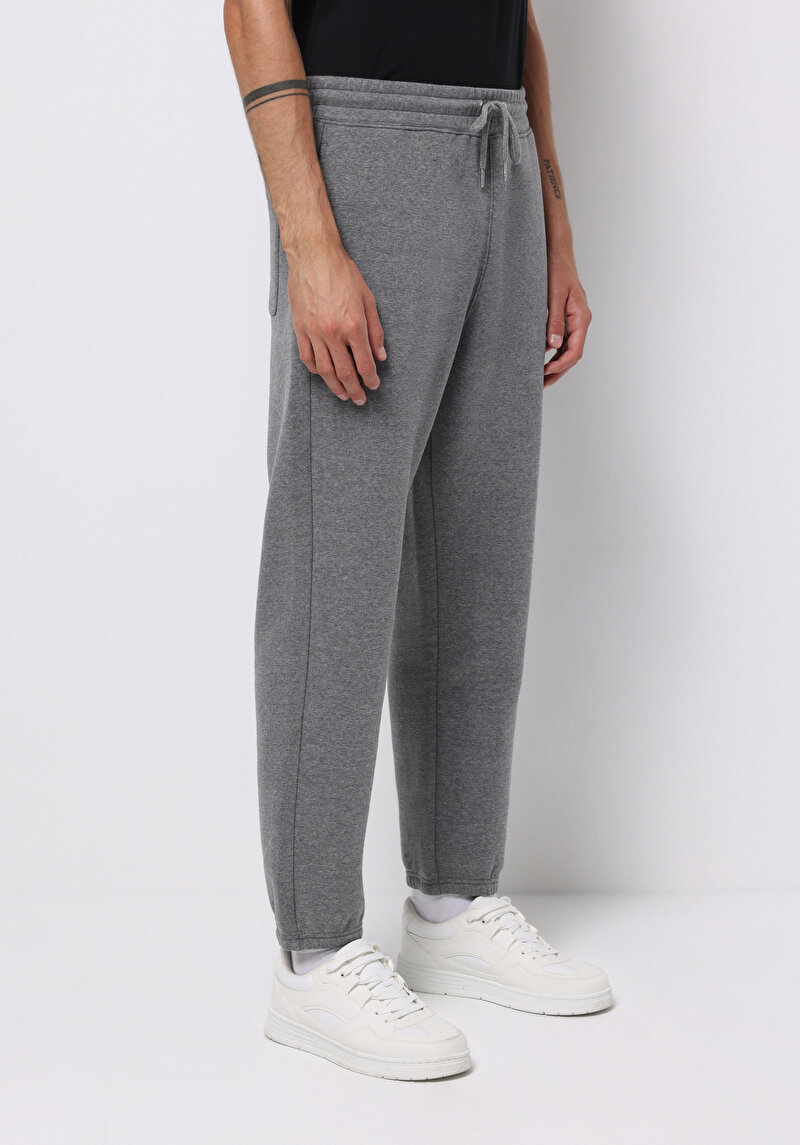 Afișați detalii pentru Pantaloni De Trening De Barbati Antracit Loose Fit  Cl1077101