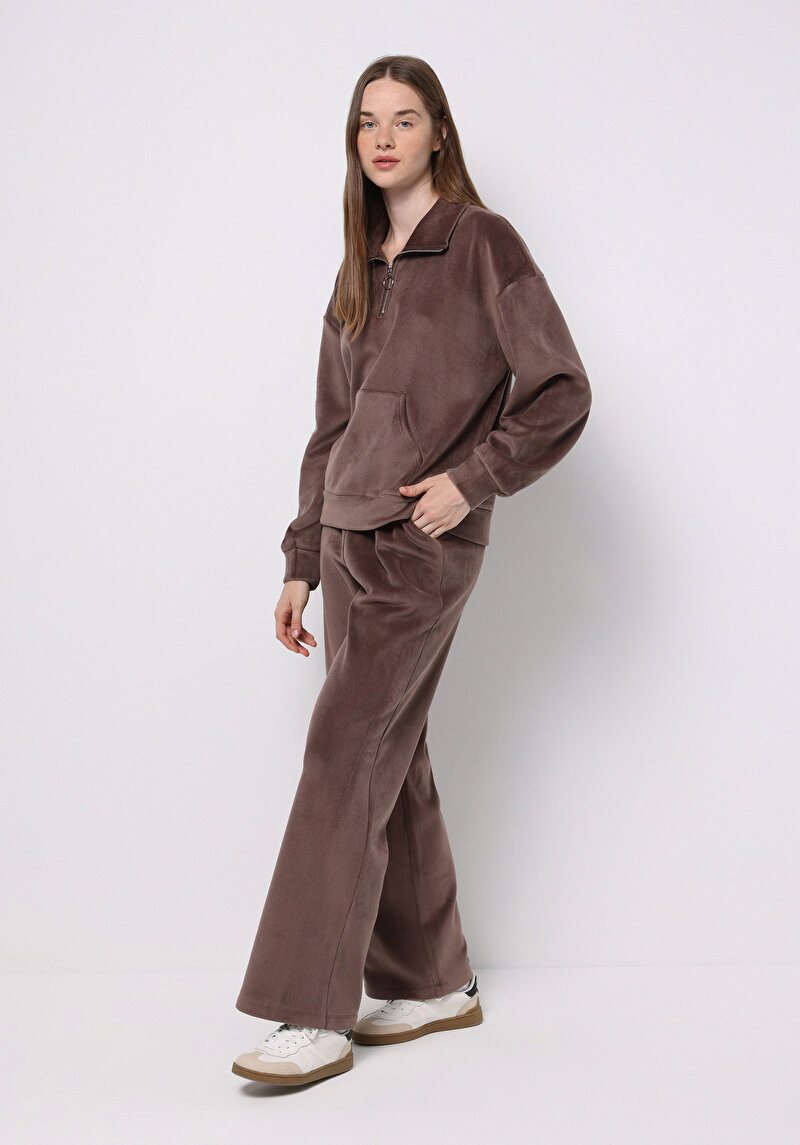 Afișați detalii pentru Pantaloni De Trening De Dama Maro Regular Fit  Cl1076588