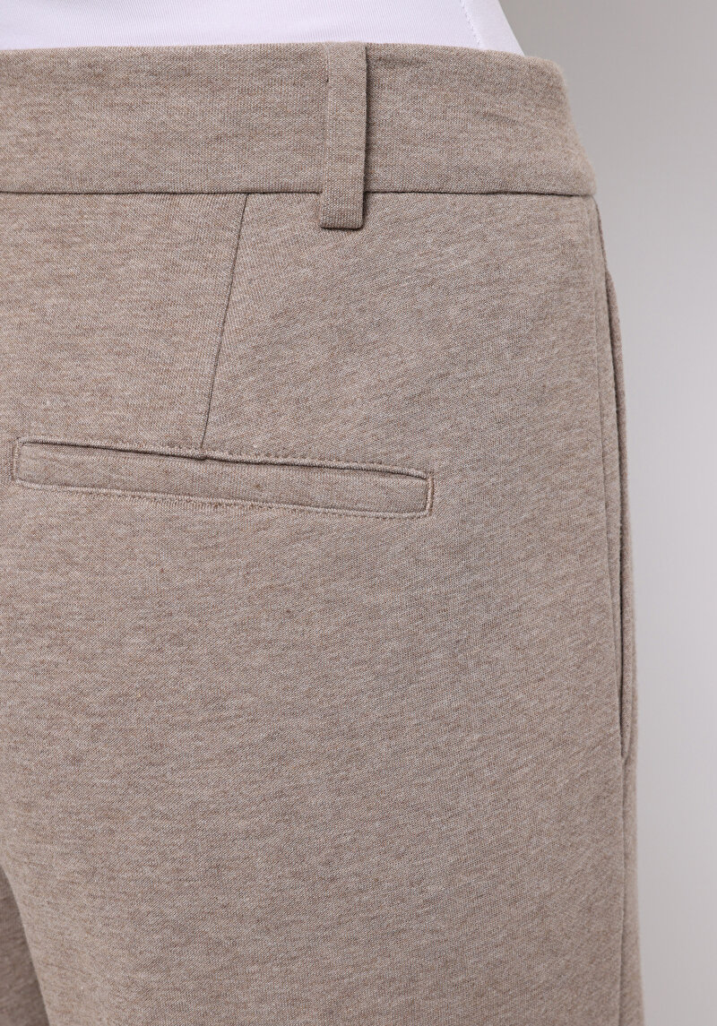 Afișați detalii pentru Pantaloni De Trening De Dama Bej Regular Fit  Cl1076474