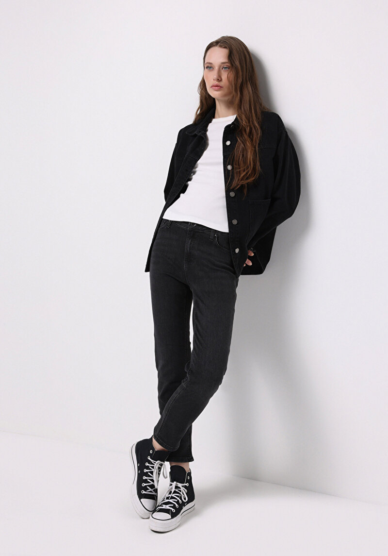 Imagine a Pantaloni De Dama Negru Slim Fit 703 Carla Cl1077115