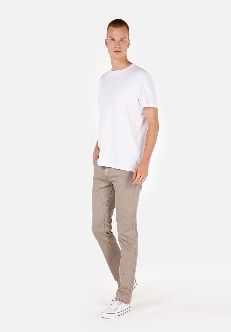 Imagine a Pantaloni De Barbati Bej Straight Fit Cl1071678