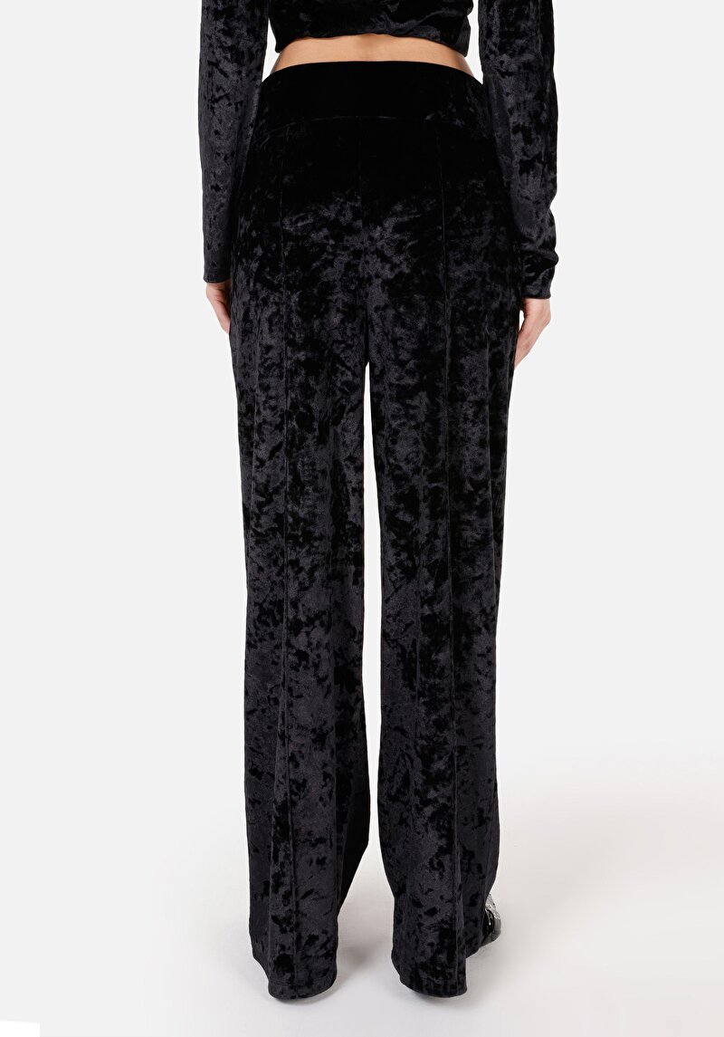 Imagine a Pantaloni De Trening De Dama Negru Regular Fit Cl1071157