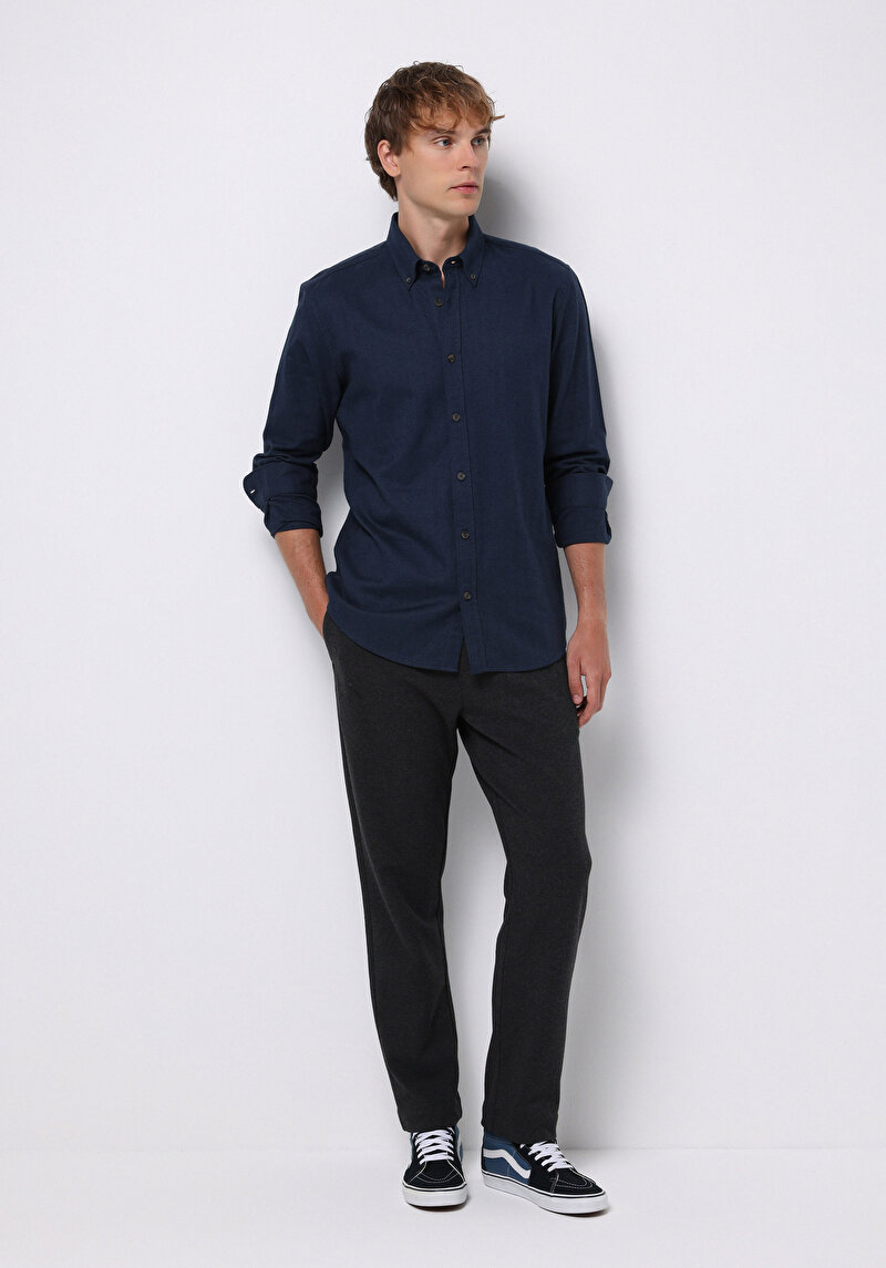 Imagine a Pantaloni De Barbati Antracit Regular Fit Cl1076296