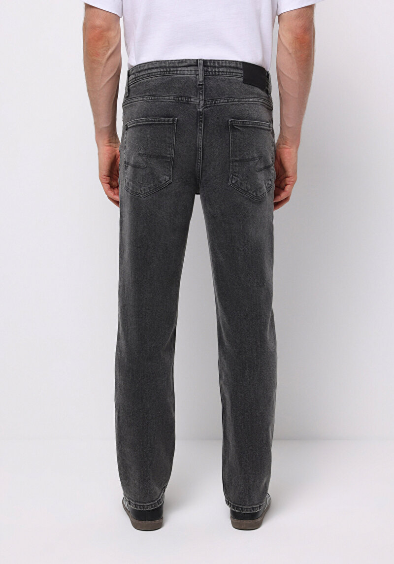 Afișați detalii pentru Pantaloni De Barbati Negru Loose Straight Fit  Cl1077183