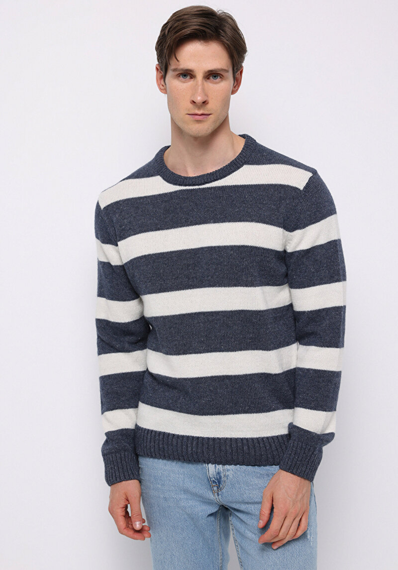 Imagine a Pulover De Barbati Albastru Marin Regular Fit  Cl1077287