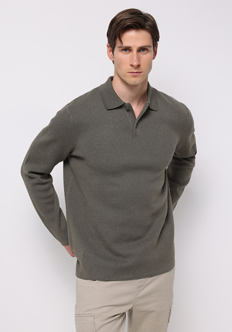 Imagine a Pulover De Barbati Kaki Regular Fit  Cl1076234