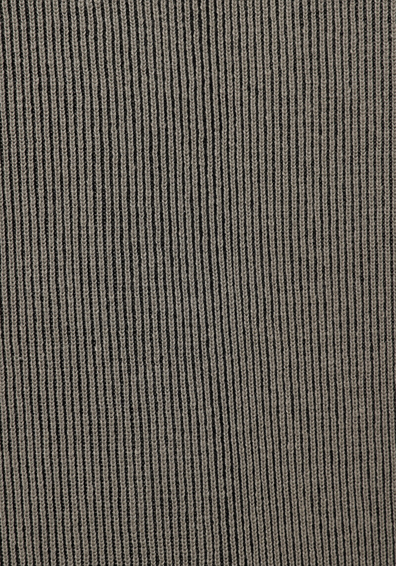 Afișați detalii pentru Pulover De Barbati Kaki Regular Fit  Cl1076739