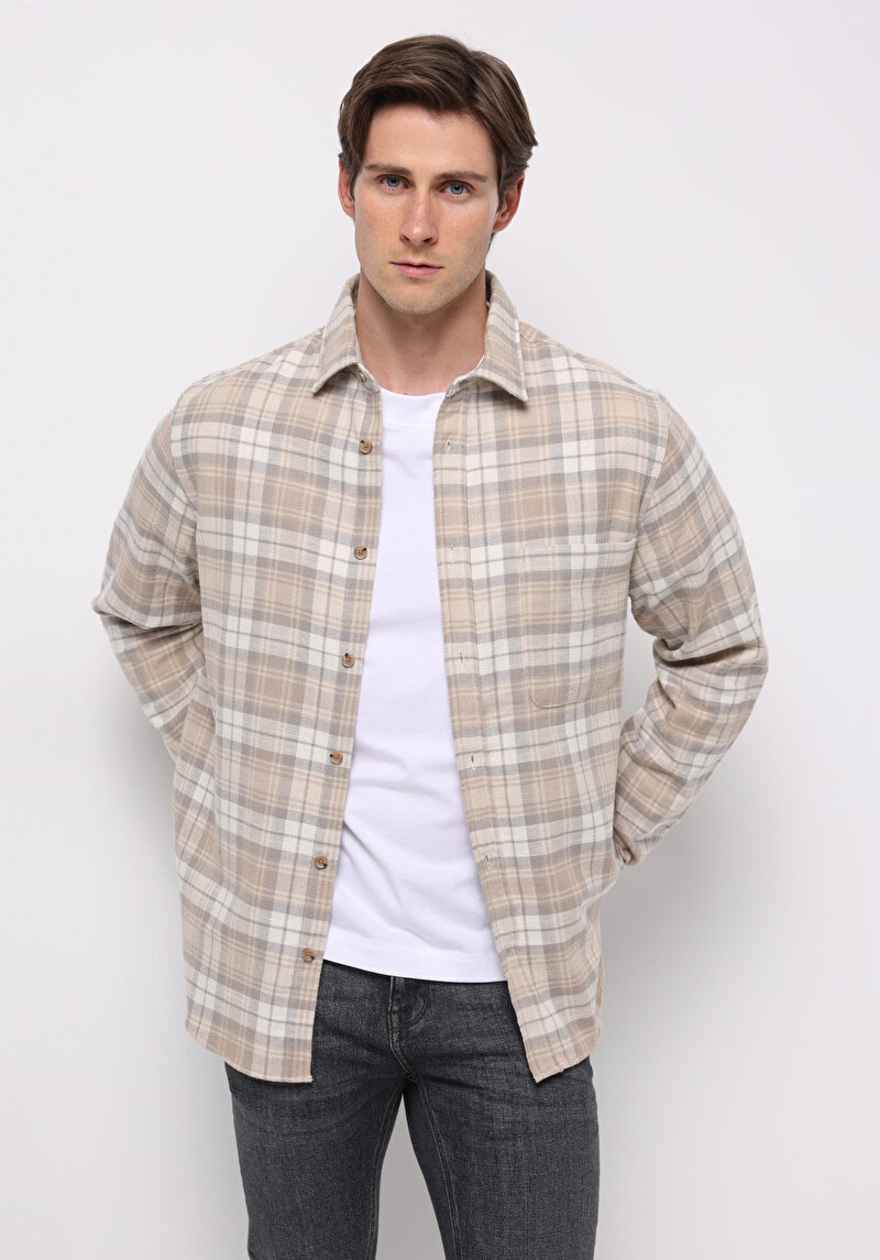 Imagine a Camasa Cu Maneca Lunga De Barbati Bej Regular Fit Cl1076286