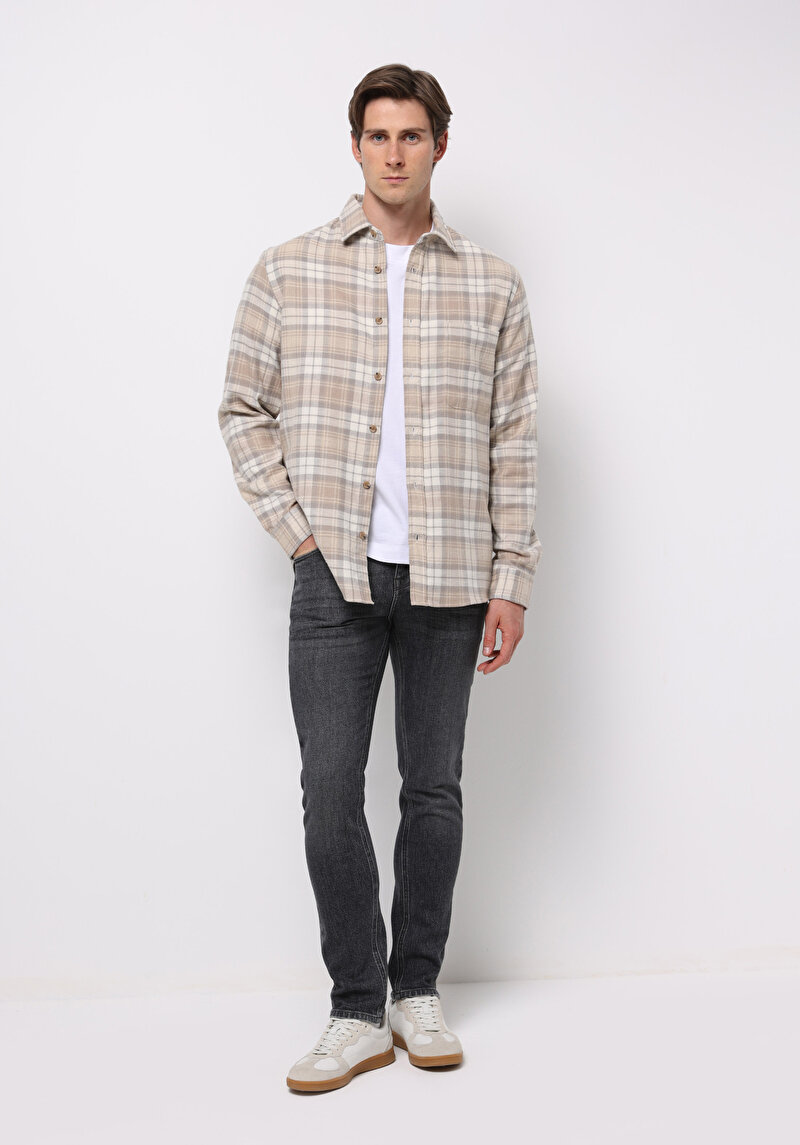 Imagine a Camasa Cu Maneca Lunga De Barbati Bej Regular Fit Cl1076286