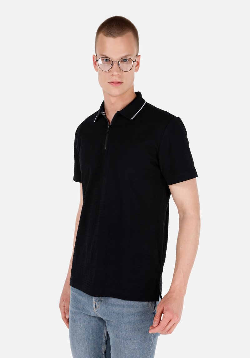 Imagine a Tricou Polo Cu Maneca Scurta De Barbati Negru Cl1061782
