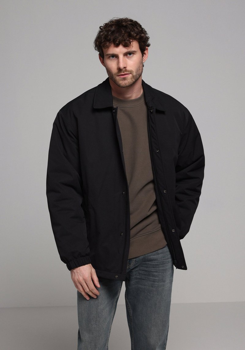 Imagine a Jacheta De Barbati Negru Oversize Fit  Cl1077945