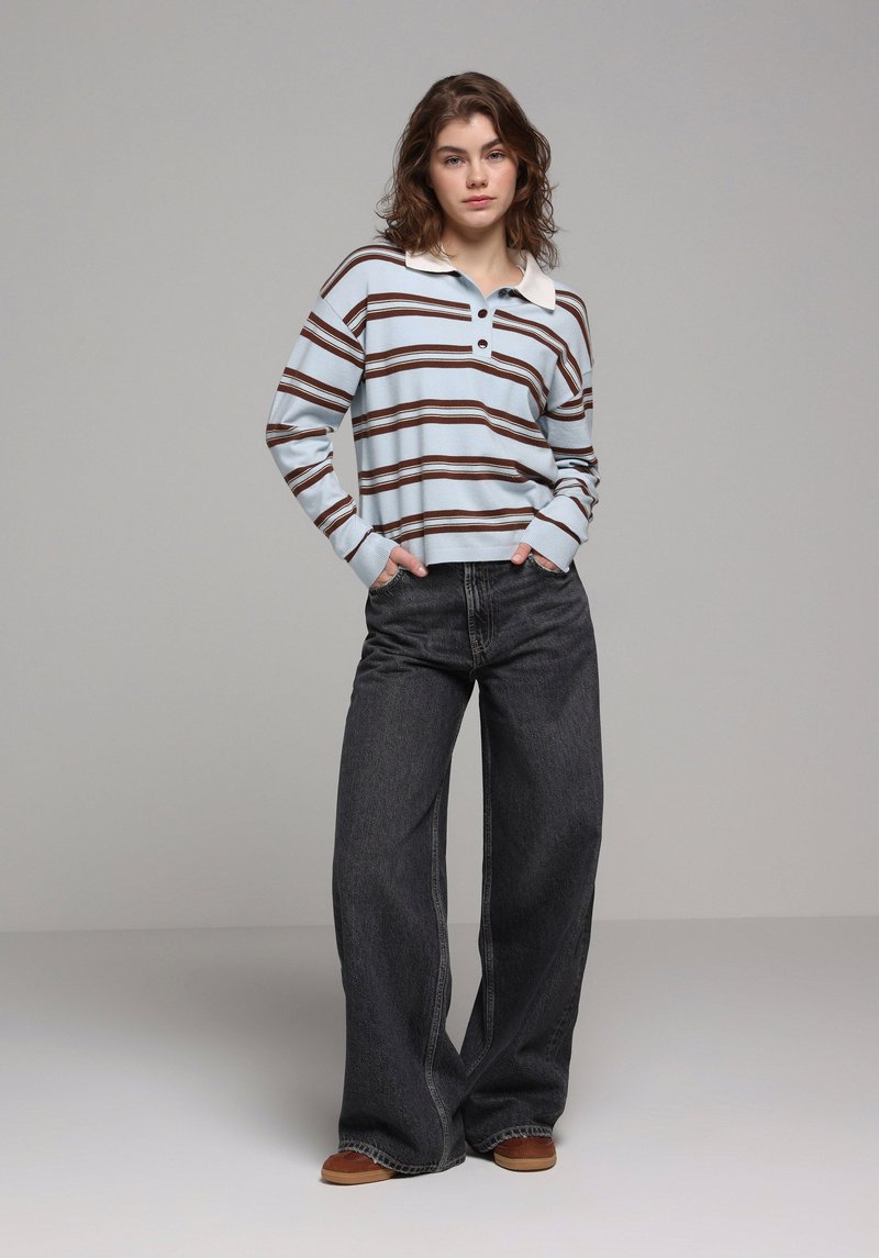 Imagine a Pulover De Dama Albastru Regular Fit Cl1077837