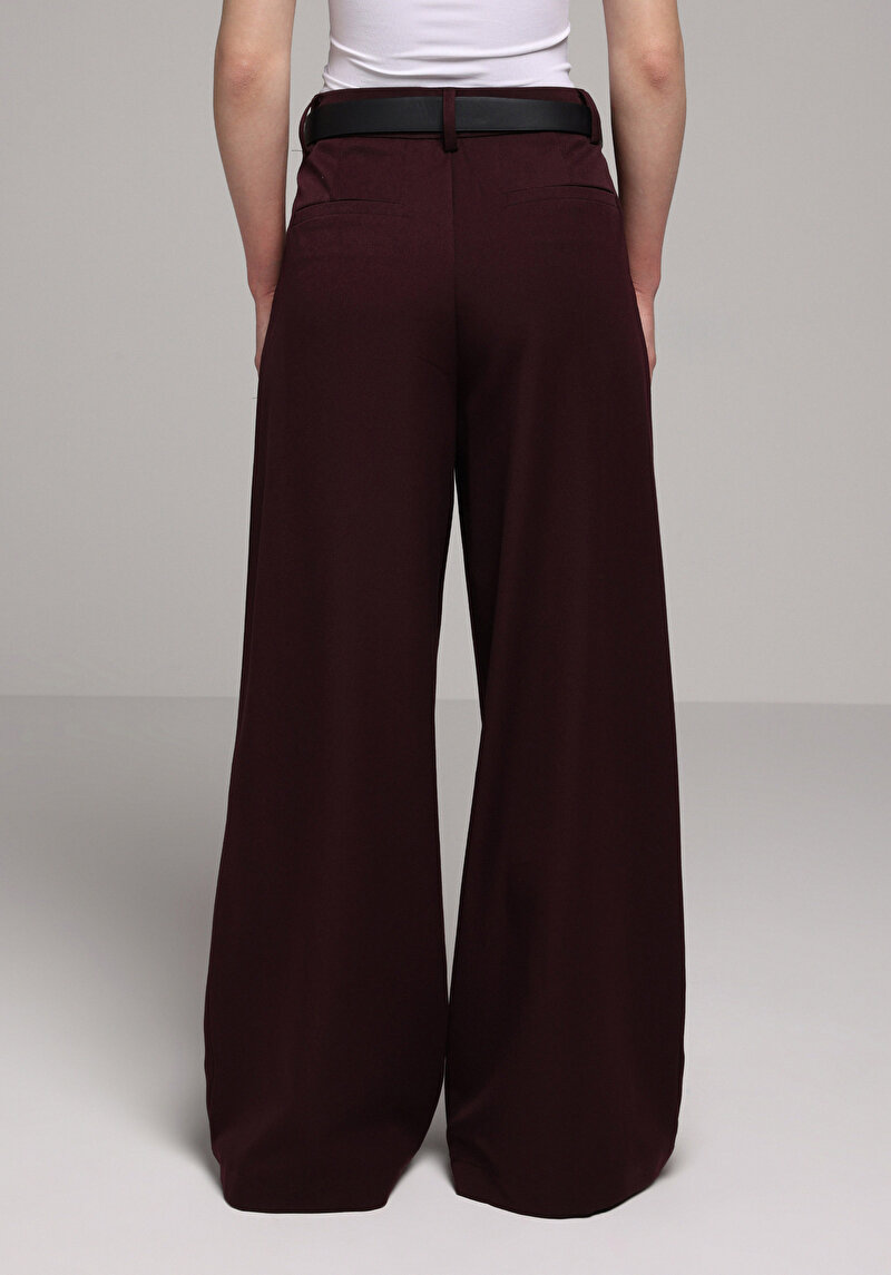 Imagine a Pantaloni De Dama Bordo Regular Fit Cl1078044