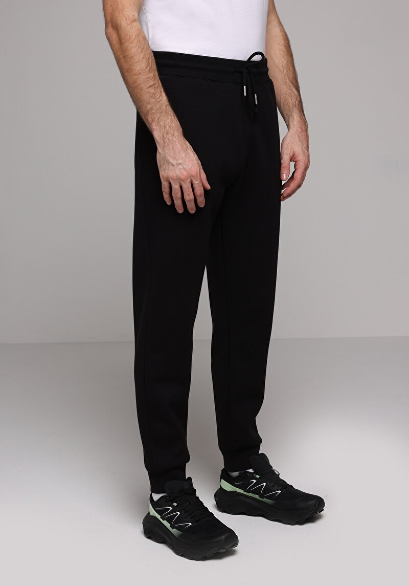 Imagine a Pantaloni De Trening De Barbati Negru Regular Fit Cl1077685