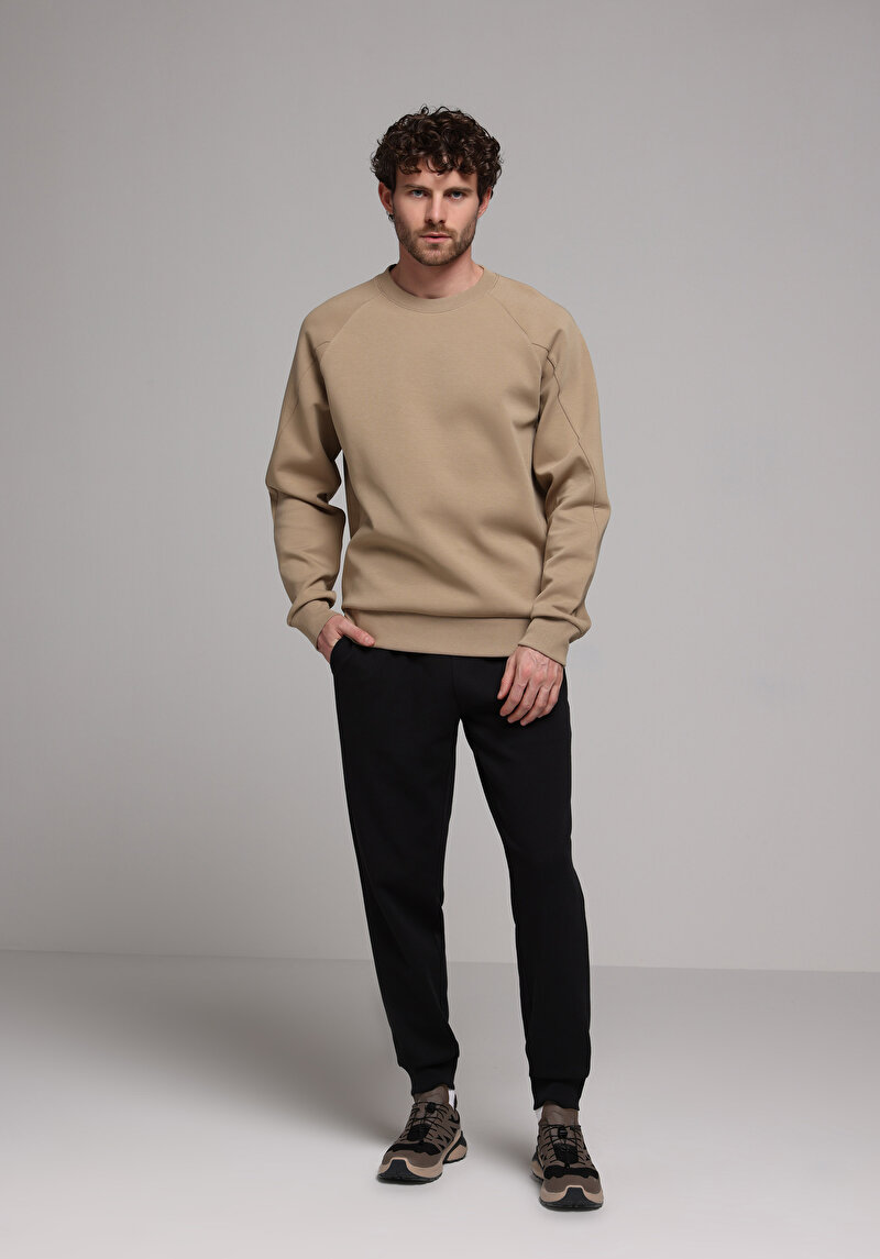 Imagine a Pantaloni De Trening De Barbati Negru Regular Fit Cl1078321