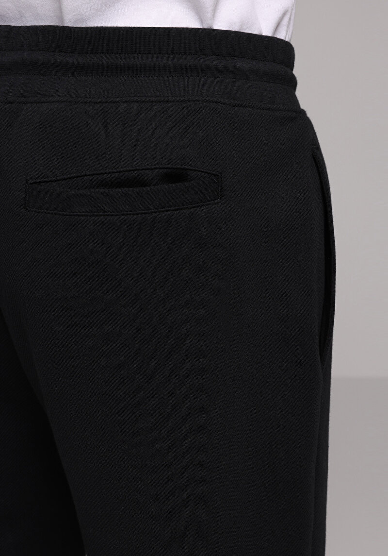 Afișați detalii pentru Pantaloni De Trening De Barbati Negru Regular Fit  Cl1078321