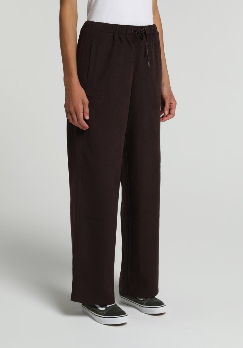 Imagine a Pantaloni De Dama Maro Regular Fit Cl1077545
