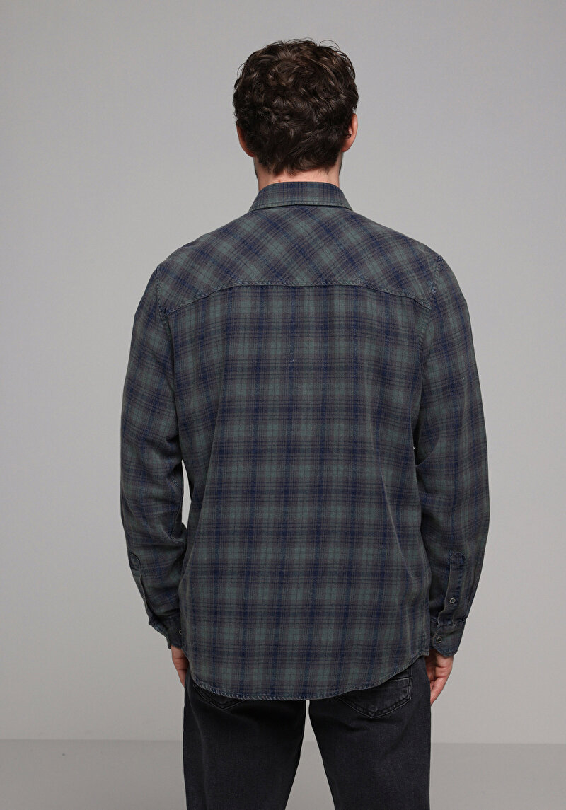 Imagine a Camasa Cu Maneca Lunga De Barbati Verde Regular Fit Cl1077508