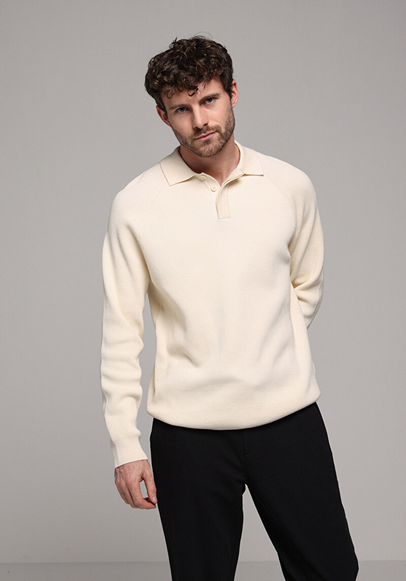 Imagine a Pulover De Barbati Bej Regular Fit Cl1077635