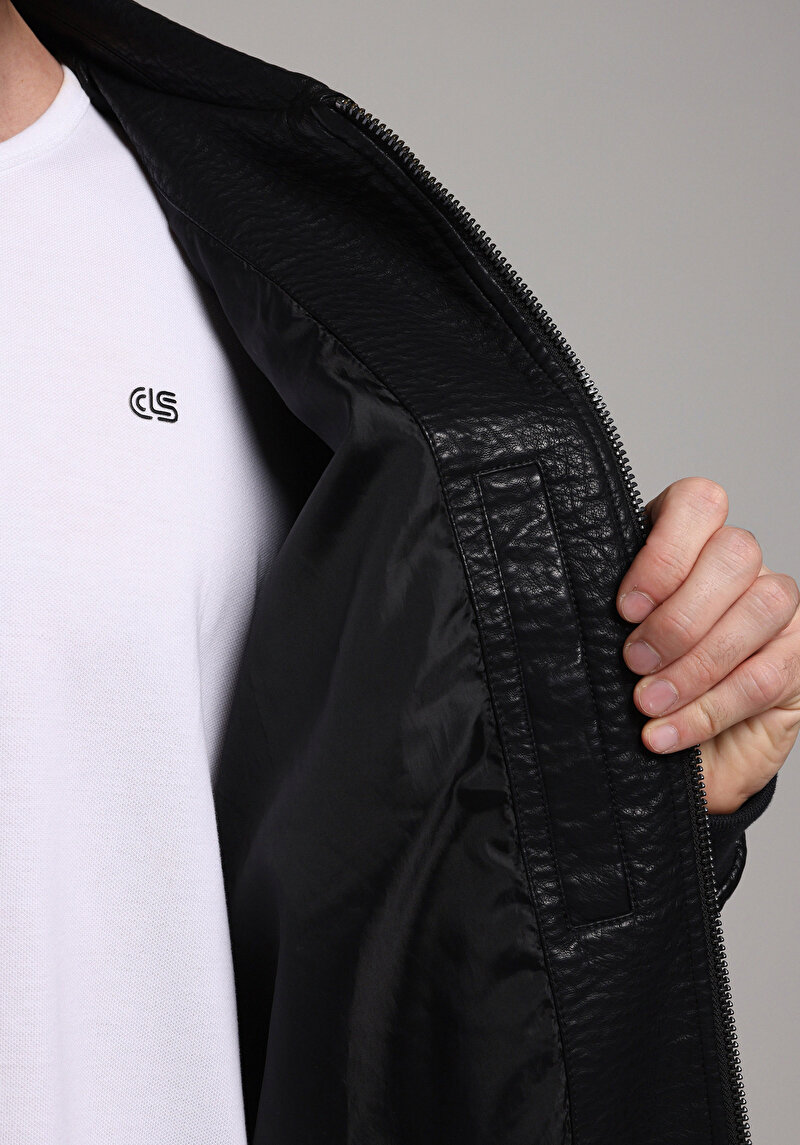 Afișați detalii pentru Jacheta De Barbati Negru Regular Fit  Cl1077716