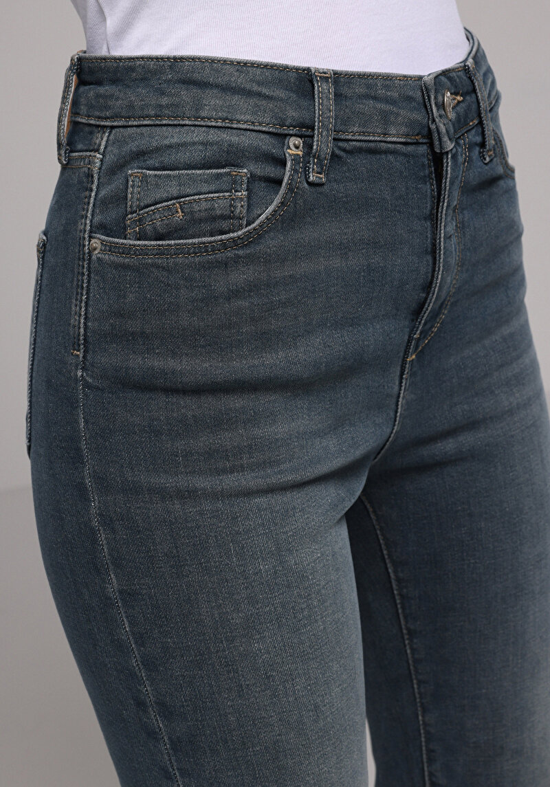 Afișați detalii pentru Pantaloni De Dama Verde Regular Fit 792 Mila Cl1078990