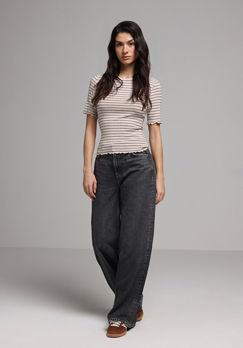 Imagine a Pulover Cu Mâneci Scurte De Dama Bej Slim Fit Cl1078113