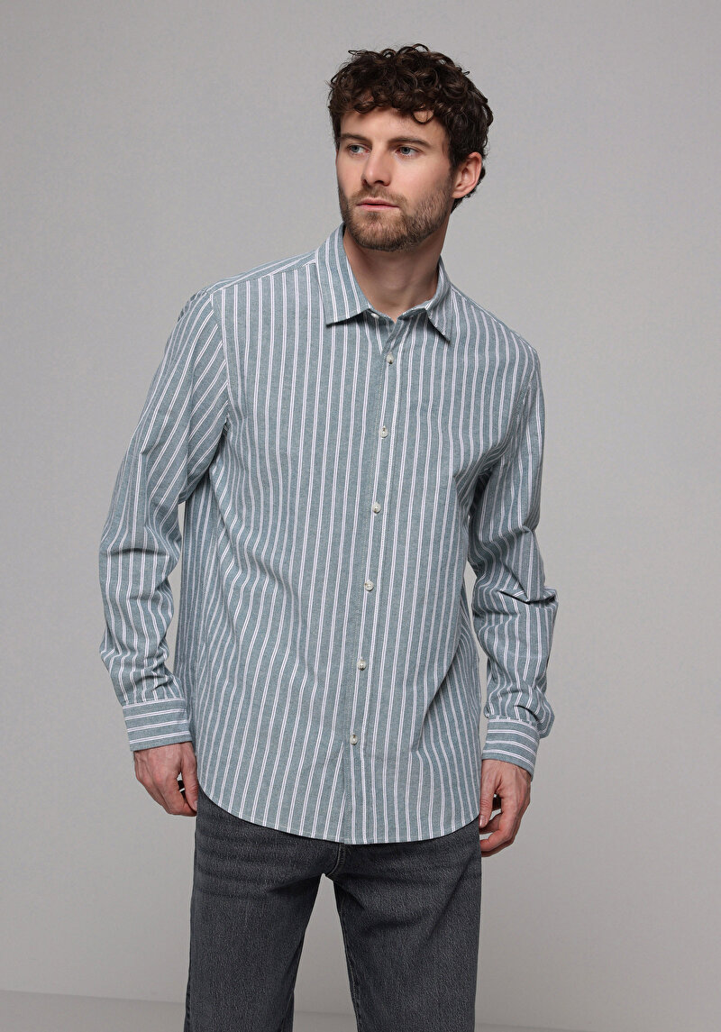 Imagine a Camasa Cu Maneca Lunga De Barbati Verde Regular Fit Cl1077590