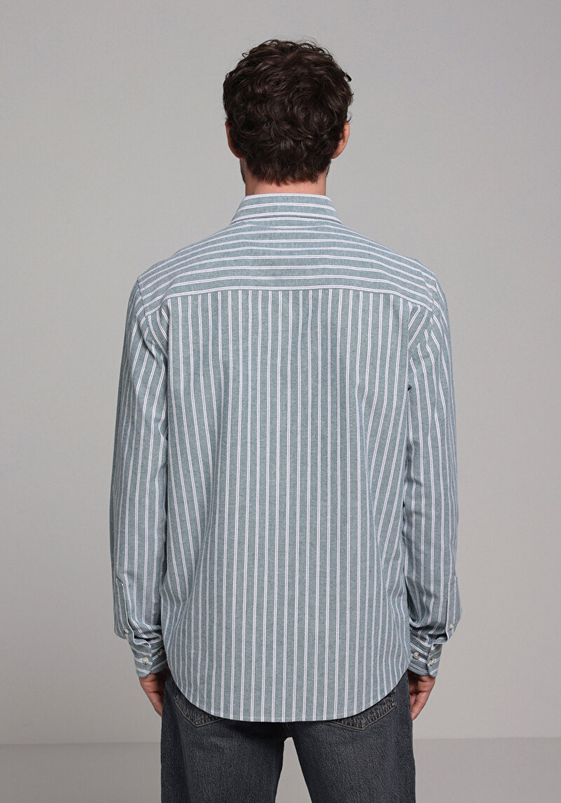 Imagine a Camasa Cu Maneca Lunga De Barbati Verde Regular Fit Cl1077590