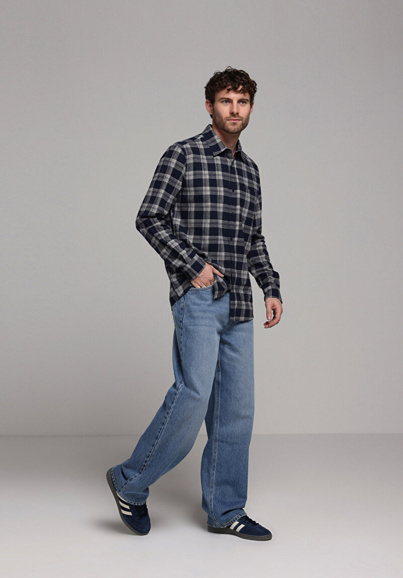 Imagine a Camasa Cu Maneca Lunga De Barbati Albastru Marin Regular Fit Cl1078147