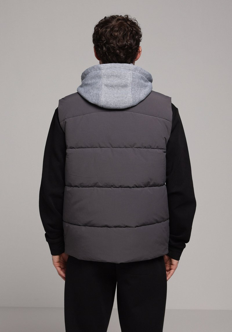 Imagine a Vesta De Barbati Regular Fit Cl1077695