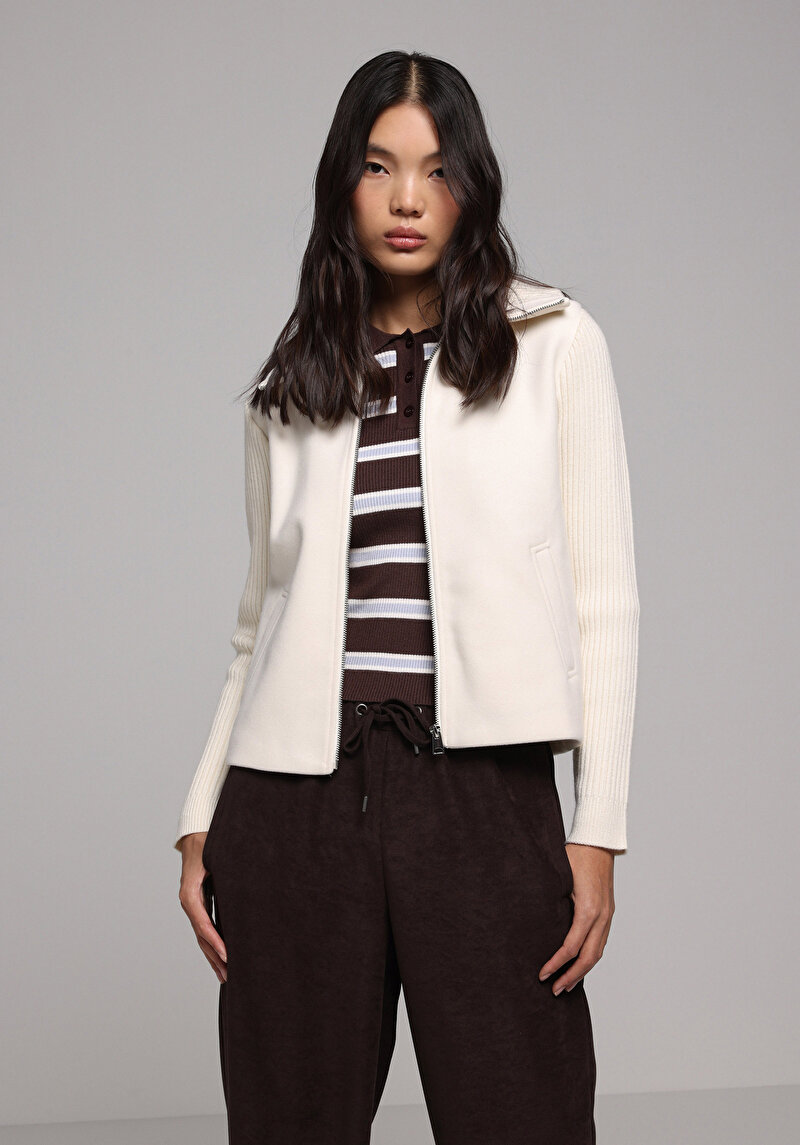 Imagine a Jacheta De Dama Ecru Regular Fit  Cl1077971