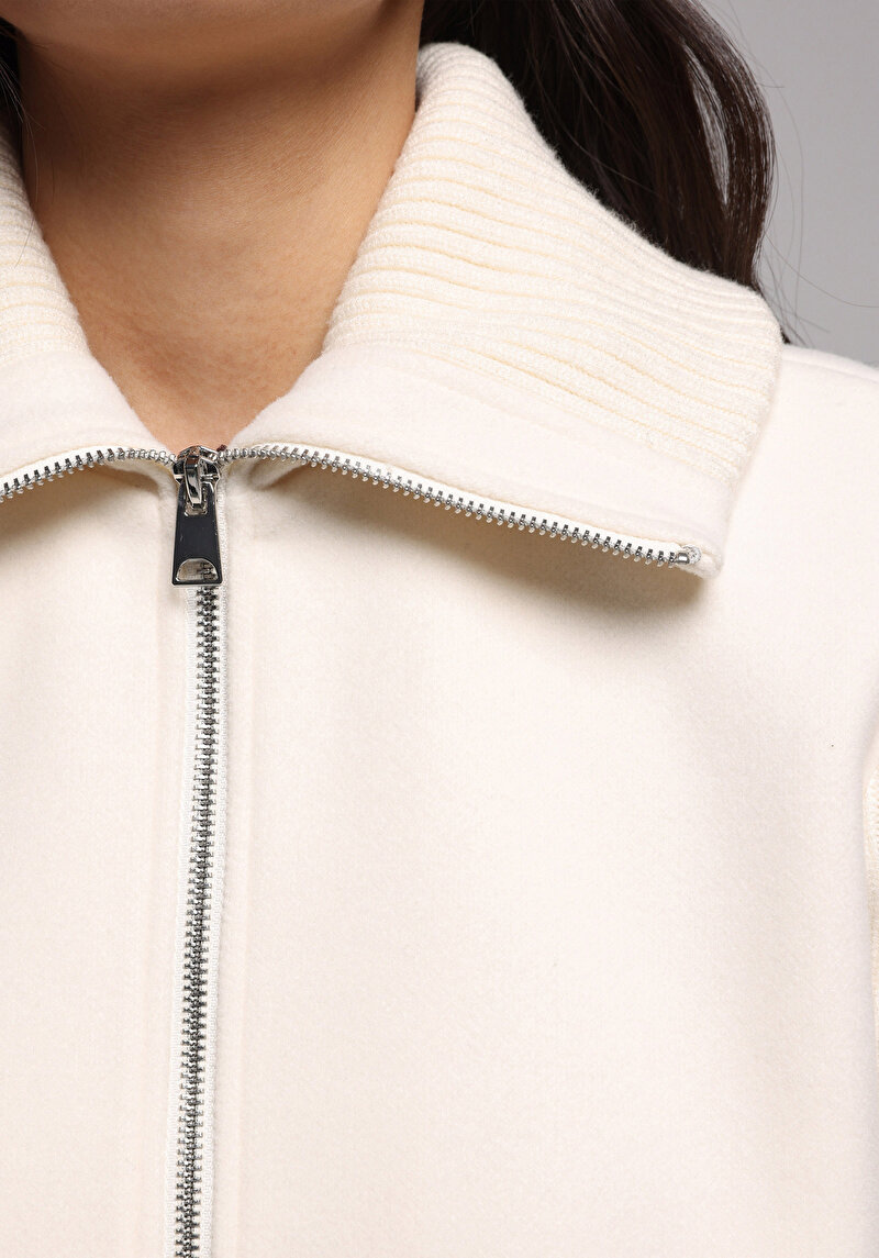 Afișați detalii pentru Jacheta De Dama Ecru Regular Fit  Cl1077971