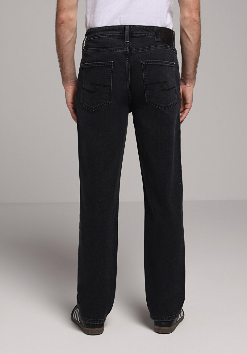 Afișați detalii pentru Pantaloni De Barbati Negru Loose Straight Fit  Cl1078167