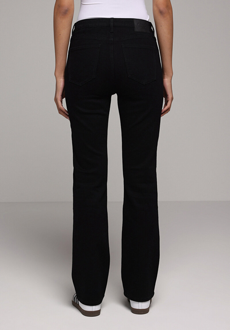 Imagine a Pantaloni De Dama Regular Fit 792 Mila Cl1080356